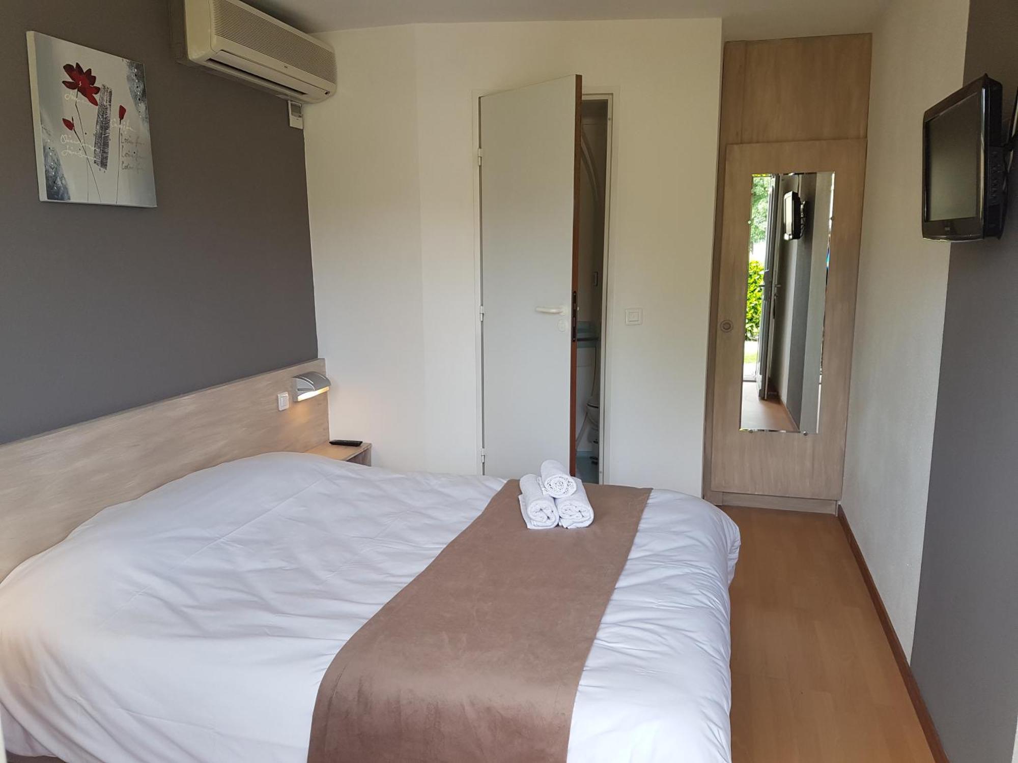 Fasthotel - Saint Emilion Est Montcaret Екстериор снимка